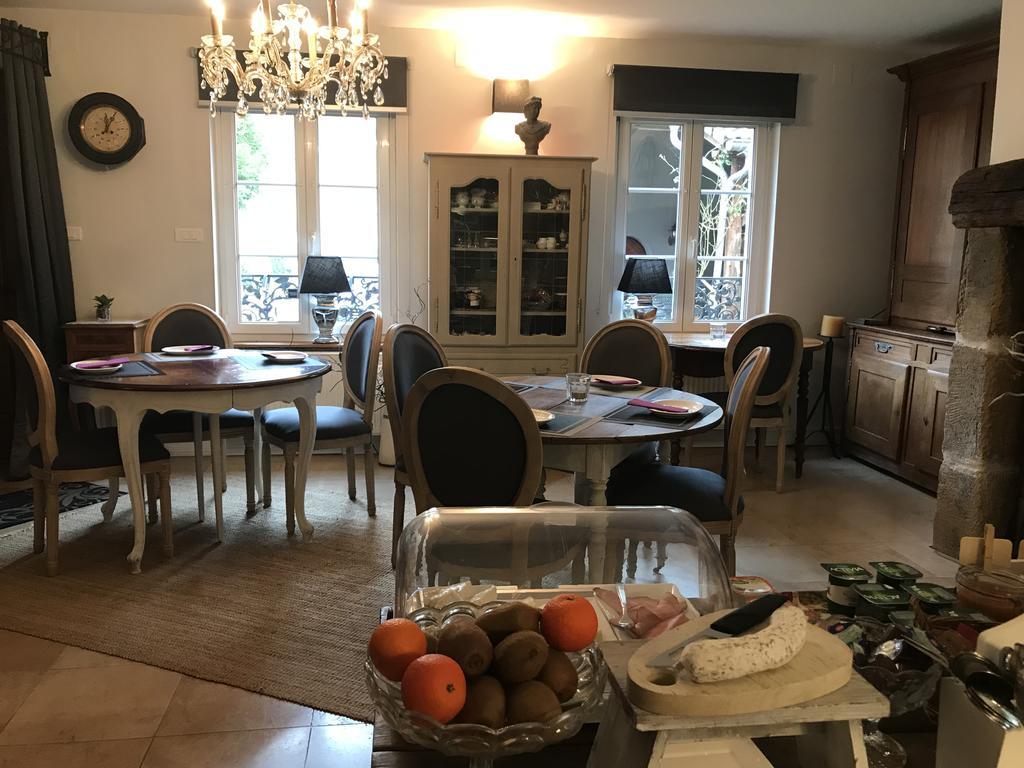 Logis Hotel Domaine Du Moulin Saint-Avold Esterno foto
